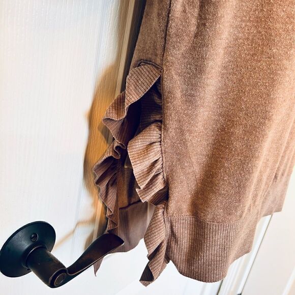 Zara Ruffle Side Slits Basic Collection Soft Lightweight Sweater! ❤️ - Picture 1 of 6